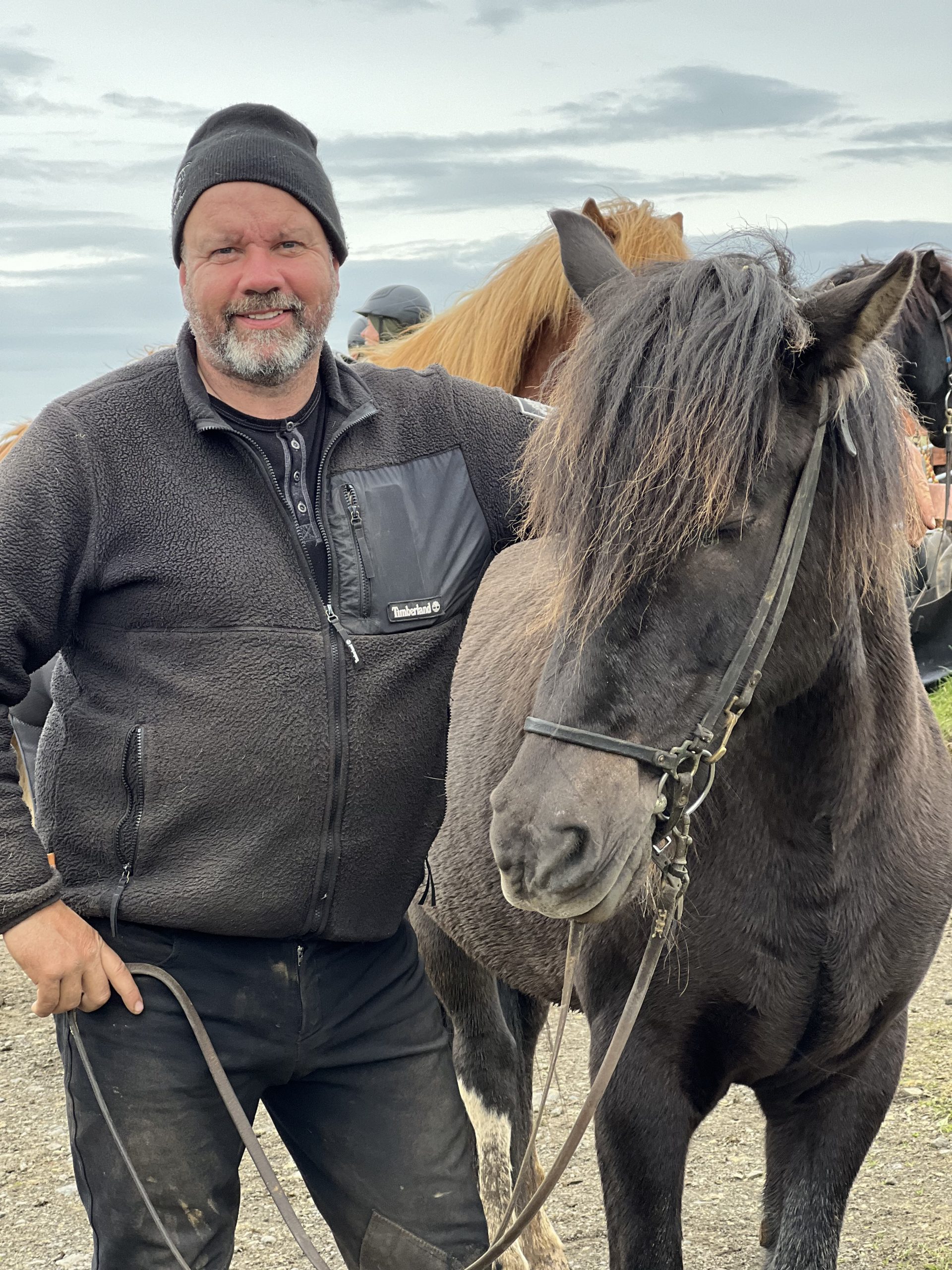 Isländischer Reitführer mit Islandpferd – persönliche Betreuung bei Nordwind Reitreise